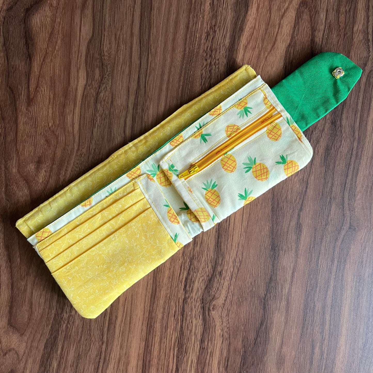 Pineapple Wallet